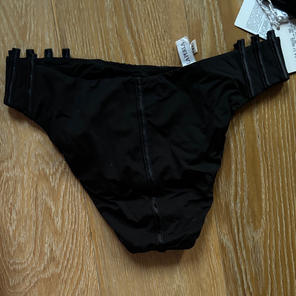 La Perla Graphique Black Intimates Set - Picture 5 of 6